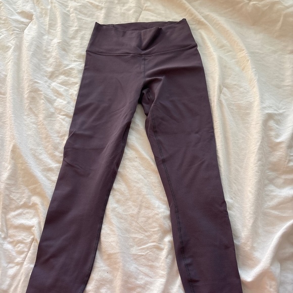 Purple Fabletics leggings - Picture 1 of 2
